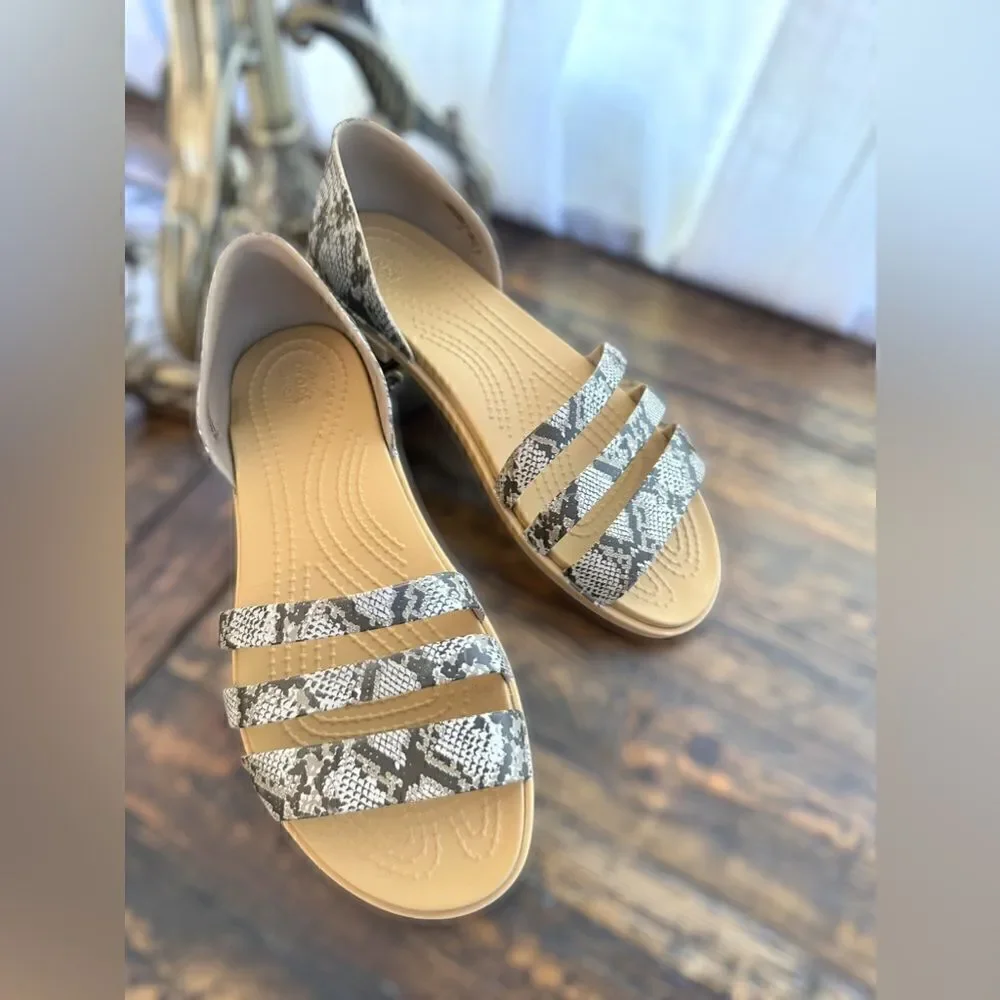 CROCS Tulum Open Toe Flat Gray Snake 3-Strap Flat Sandals Size 6